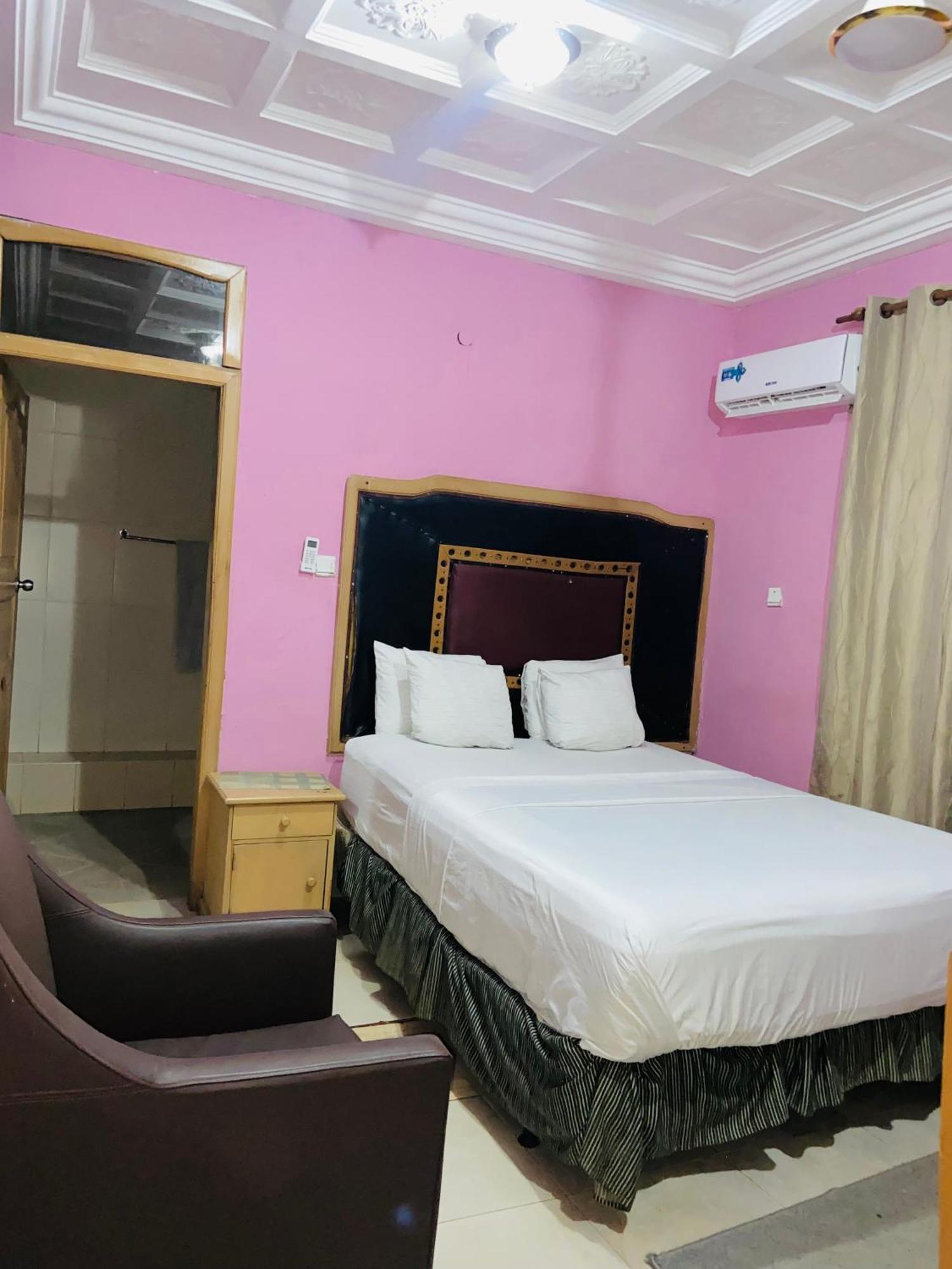 Hotel Heavens Gate Acra Exterior foto