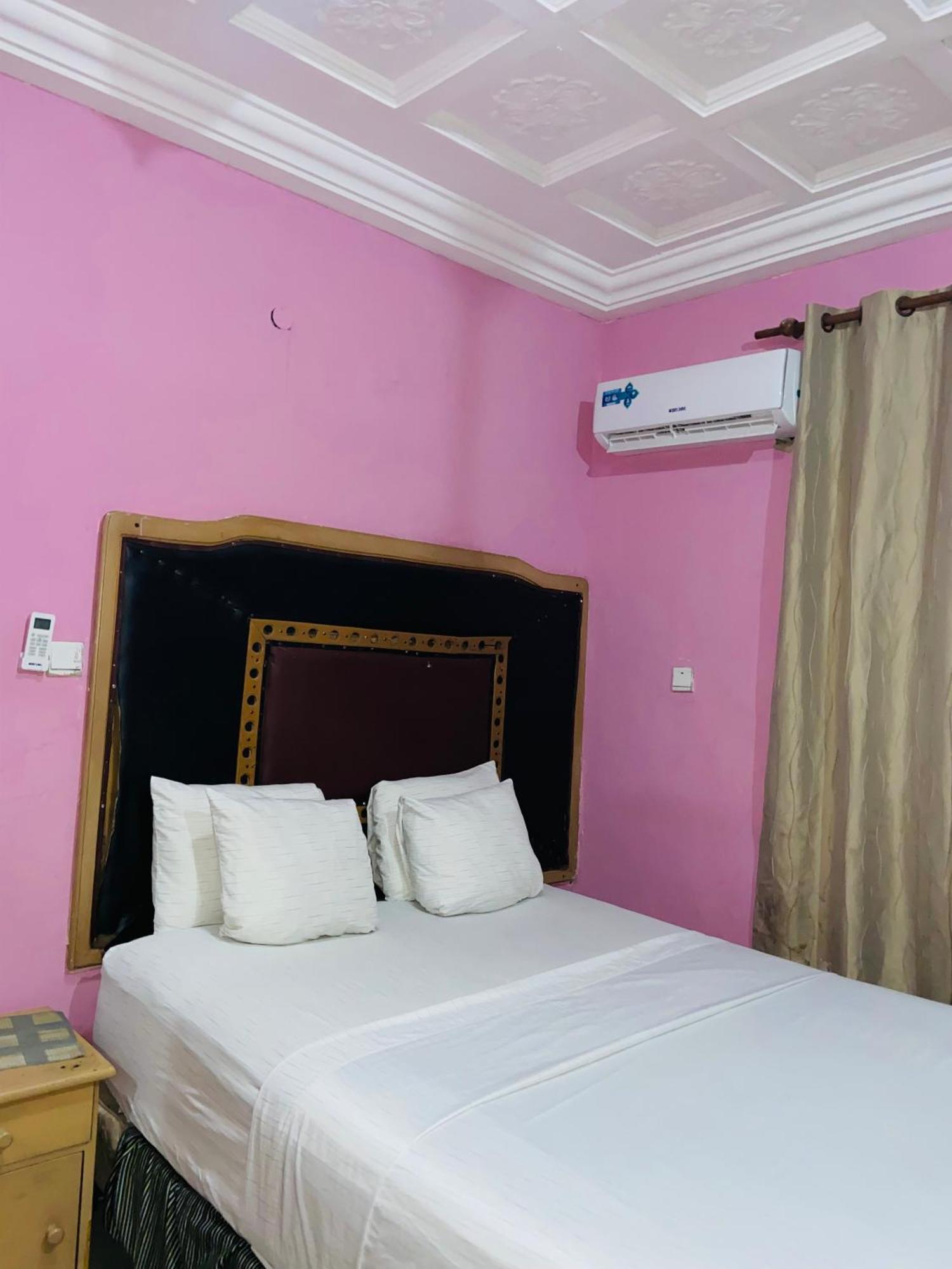 Hotel Heavens Gate Acra Exterior foto
